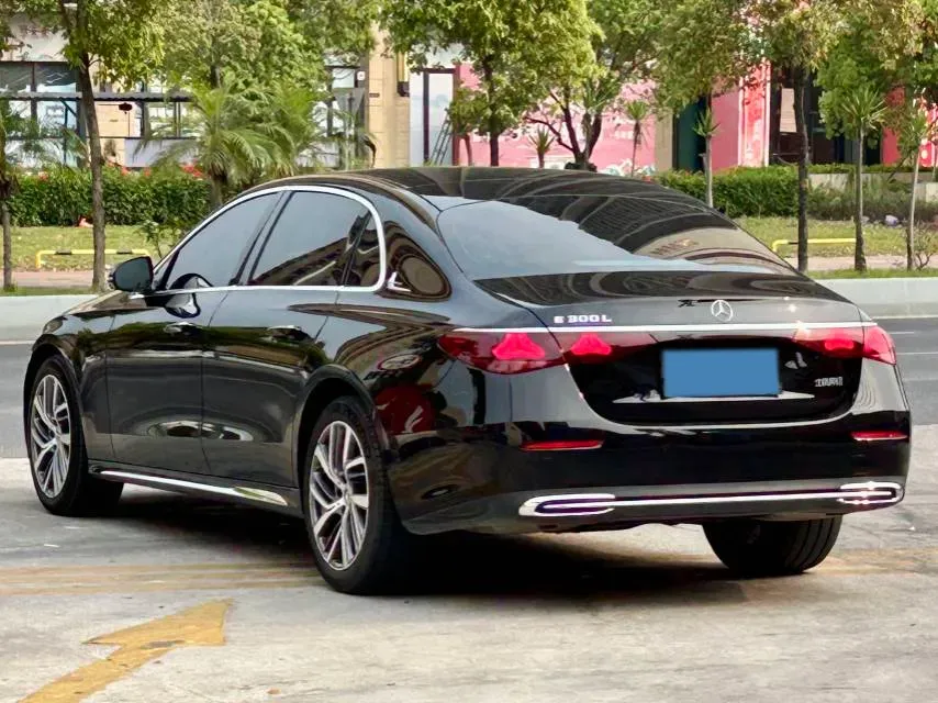 2024 Mercedes-Benz E Class 2.0T 258HP L4 9AT,autocango,china used car exporter,china ev exporter,chinese used car exporter,chinese used ev exporter