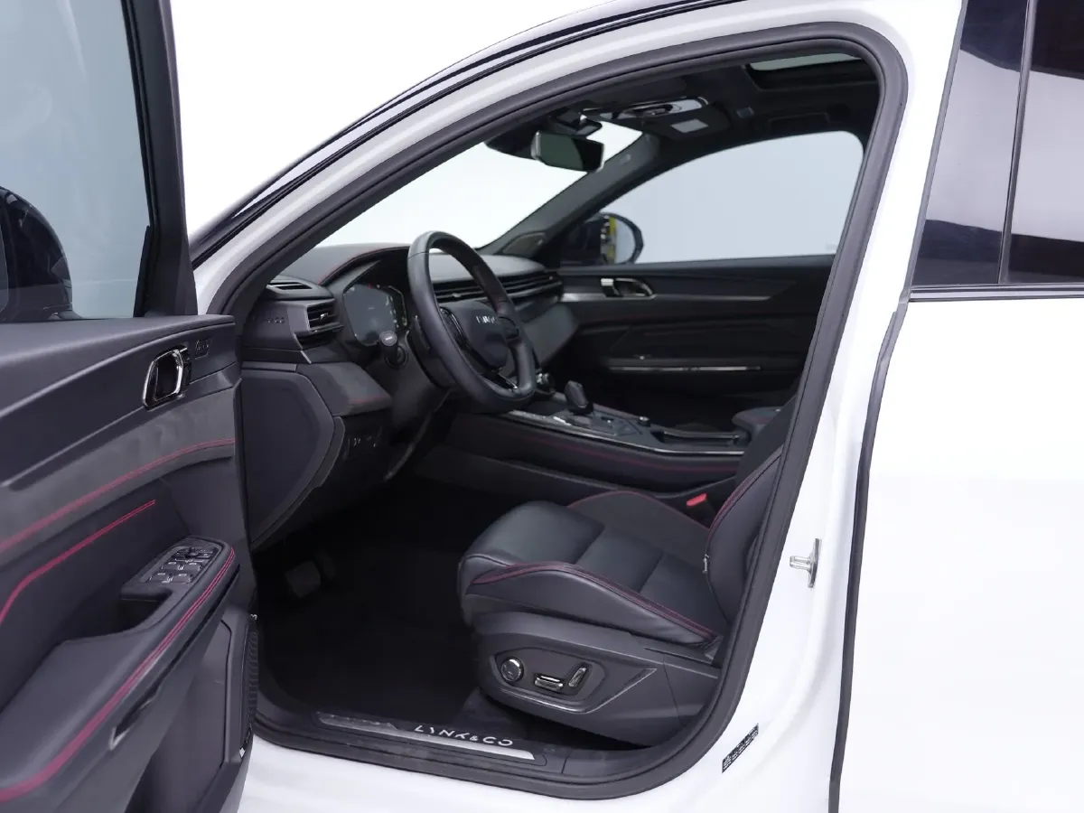 2020 LYNK&CO 05 2.0T 254HP L4 8AT,autocango,china used car exporter,china ev exporter,chinese used car exporter,chinese used ev exporter