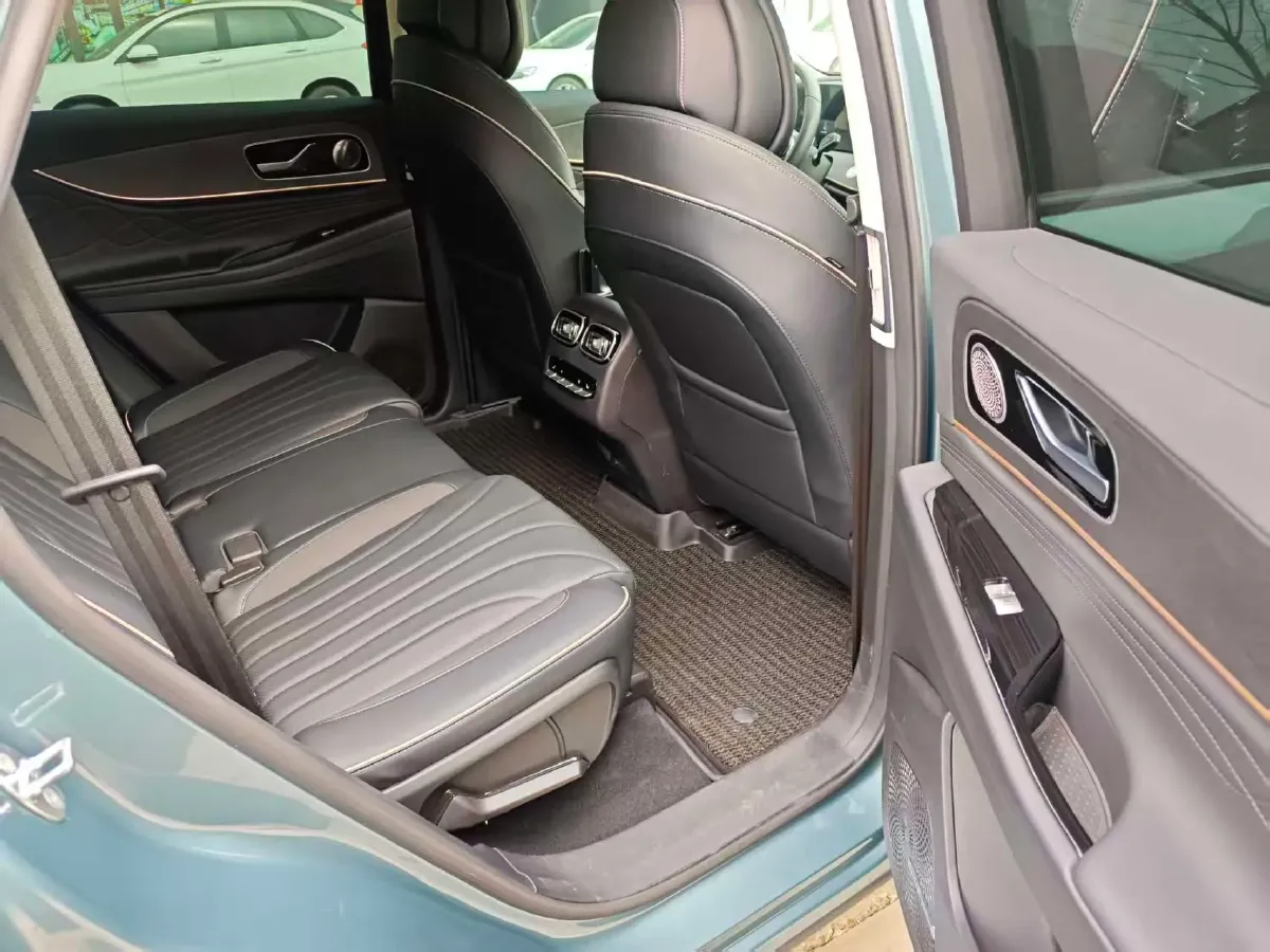 2023 Chery Tiggo 9 2.0T 261HP L4 7DCT,autocango,china used car exporter,china ev exporter,chinese used car exporter,chinese used ev exporter