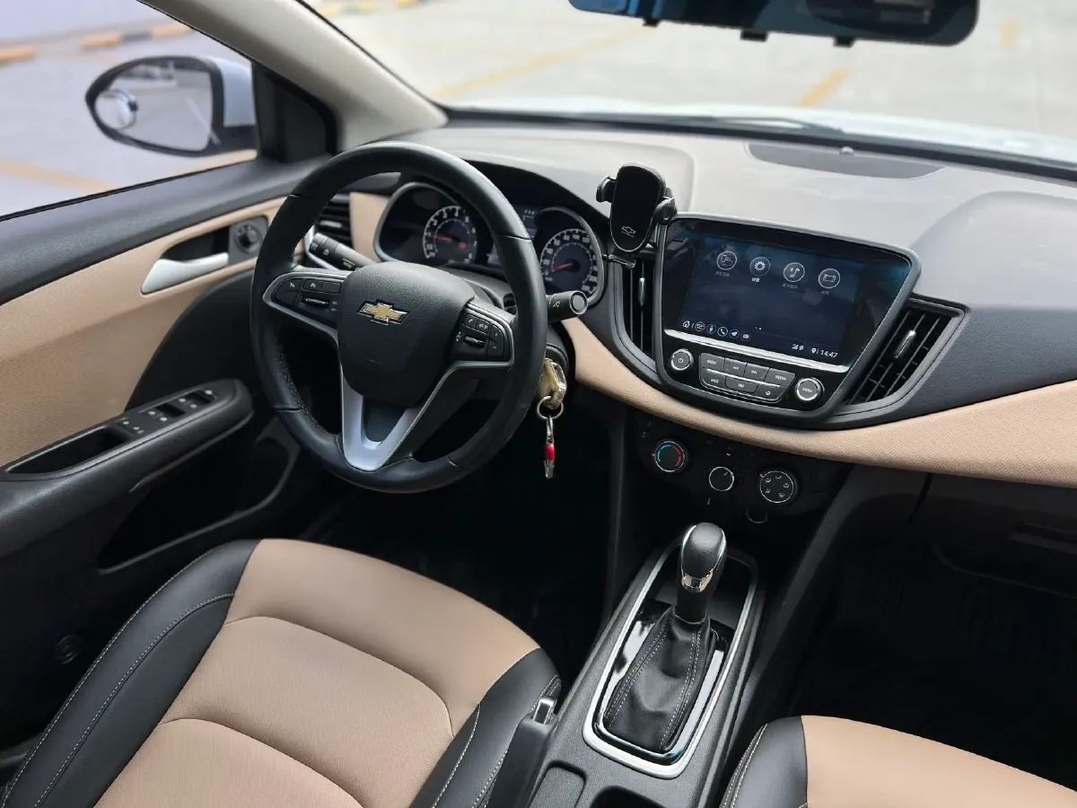 2020 Chevrolet Monza 1.5L 113HP L4 6AT,autocango,china used car exporter,china ev exporter,chinese used car exporter,chinese used ev exporter