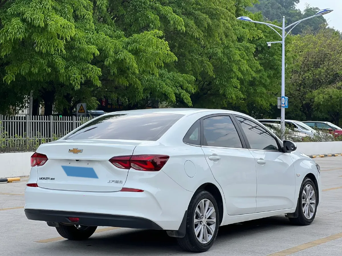 2020 Chevrolet Monza 1.5L 113HP L4 6AT,autocango,china used car exporter,china ev exporter,chinese used car exporter,chinese used ev exporter