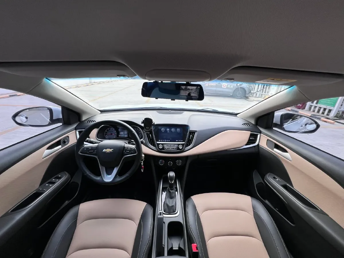 2020 Chevrolet Monza 1.5L 113HP L4 6AT,autocango,china used car exporter,china ev exporter,chinese used car exporter,chinese used ev exporter