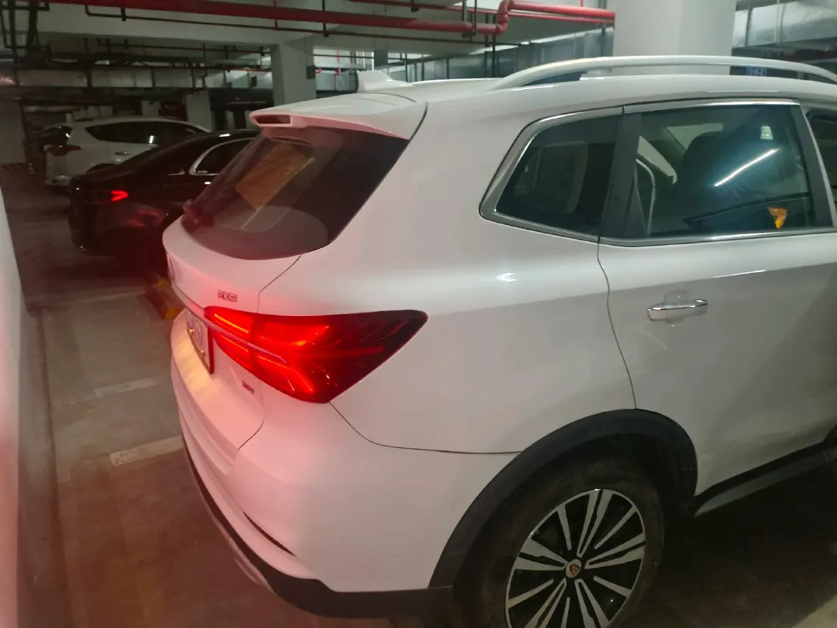 2020 Roewe i6 1.5T 169HP L4 7DCT,autocango,china used car exporter,china ev exporter,chinese used car exporter,chinese used ev exporter