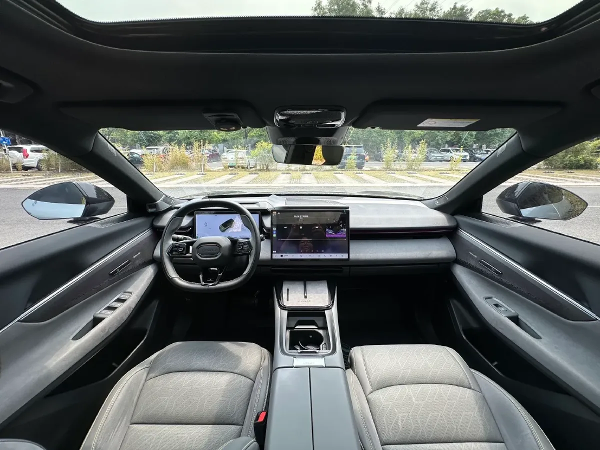 2023 LYNK&CO 08 EM-P 1.5T 163HP L4 3DHT PHEV 21.2KWH,autocango,china used car exporter,china ev exporter,chinese used car exporter,chinese used ev exporter