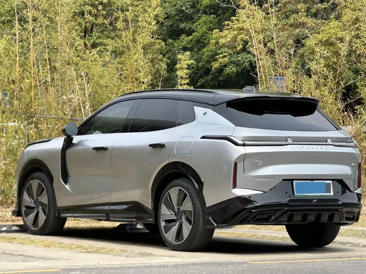 2023 LYNK&CO 08 EM-P 1.5T 163HP L4 3DHT PHEV 21.2KWH,autocango,china used car exporter,china ev exporter,chinese used car exporter,chinese used ev exporter