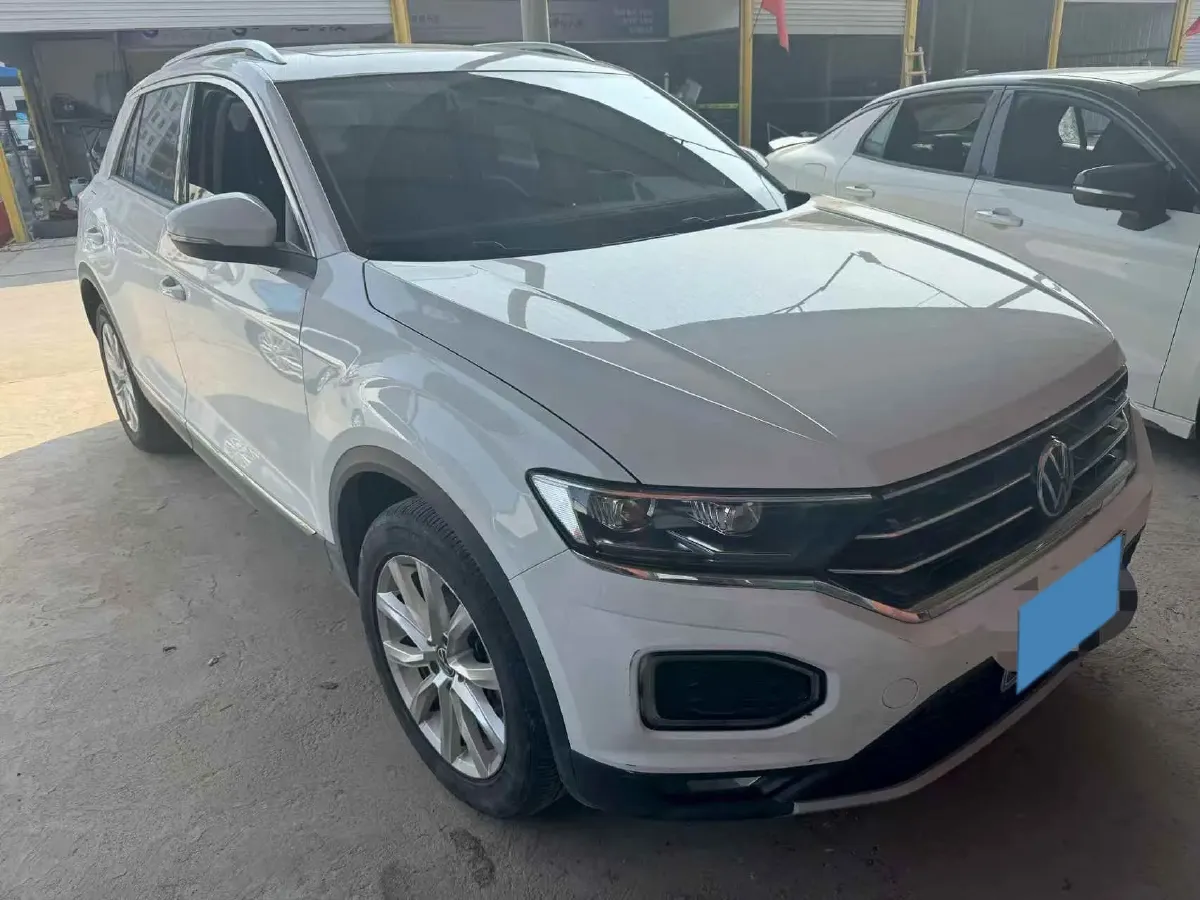 2020 Volkswagen T-Roc 1.4T 150HP L4 7DCT,autocango,china used car exporter,china ev exporter,chinese used car exporter,chinese used ev exporter