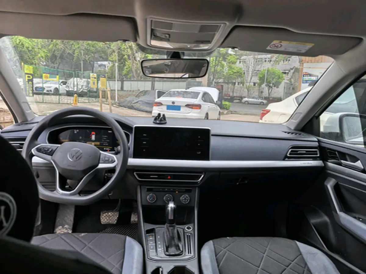 2022 BeiJing Auto X7 1.5T 188HP L4 7DCT,autocango,china used car exporter,china ev exporter,chinese used car exporter,chinese used ev exporter