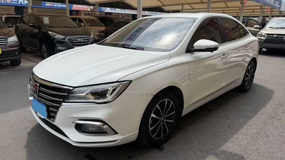 2020 Roewe i5 1.5L 120HP L4 CVT,autocango,china used car exporter,china ev exporter,chinese used car exporter,chinese used ev exporter