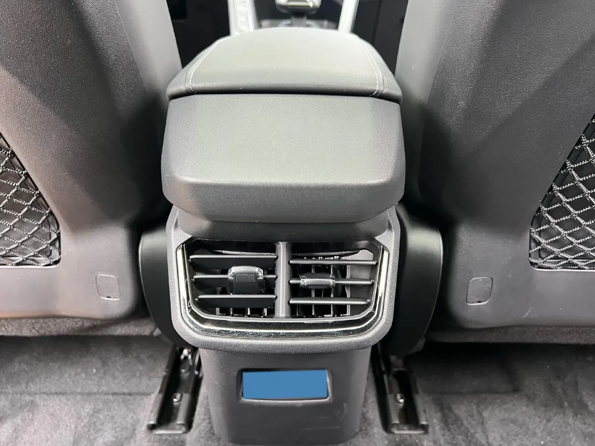 2023 LYNK&CO 06 1.5T 181HP L4 7DCT,autocango,china used car exporter,china ev exporter,chinese used car exporter,chinese used ev exporter