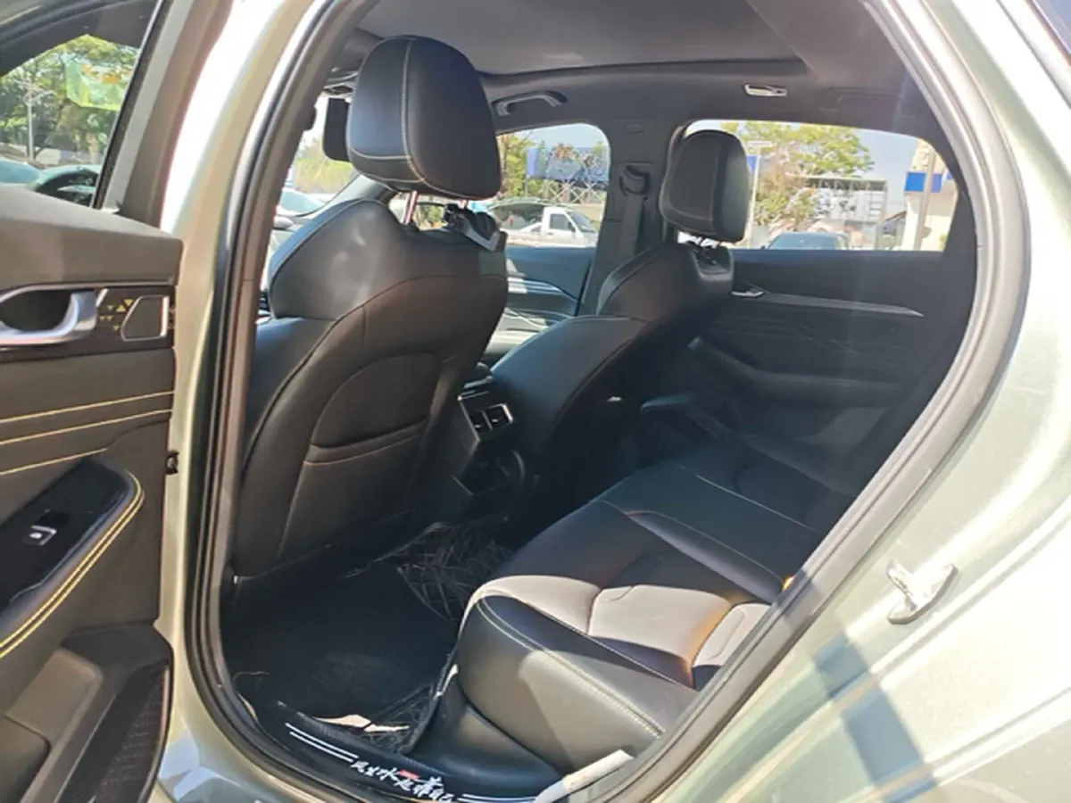 2023 Geely Preface 1.5T 181HP L4 7DCT,autocango,china used car exporter,china ev exporter,chinese used car exporter,chinese used ev exporter