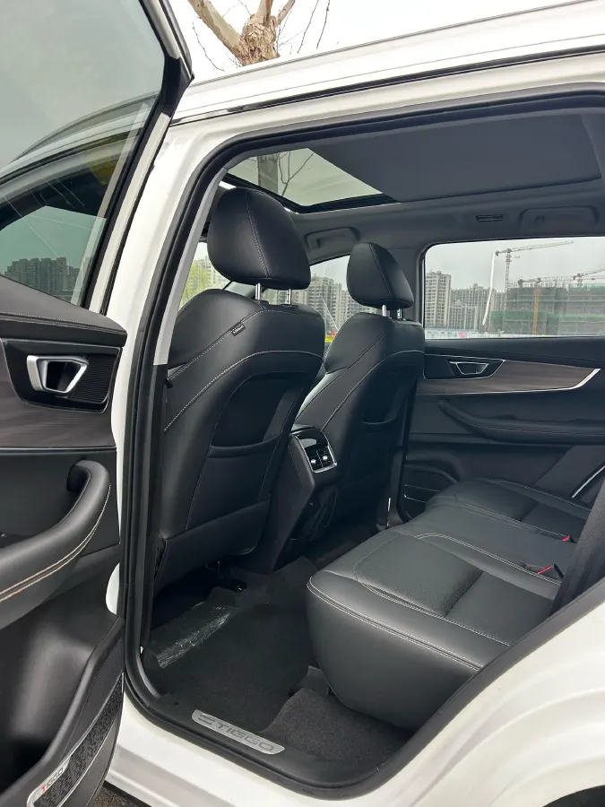 2019 Chery Tiggo 8 1.6T 197HP L4 7DCT,autocango,china used car exporter,china ev exporter,chinese used car exporter,chinese used ev exporter