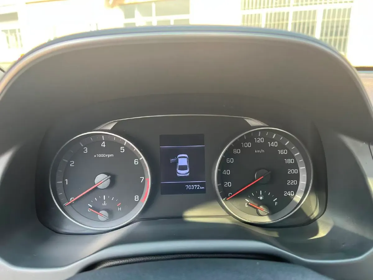 2020 Hyundai Elantra 1.5L 115HP L4 CVT,autocango,china used car exporter,china ev exporter,chinese used car exporter,chinese used ev exporter