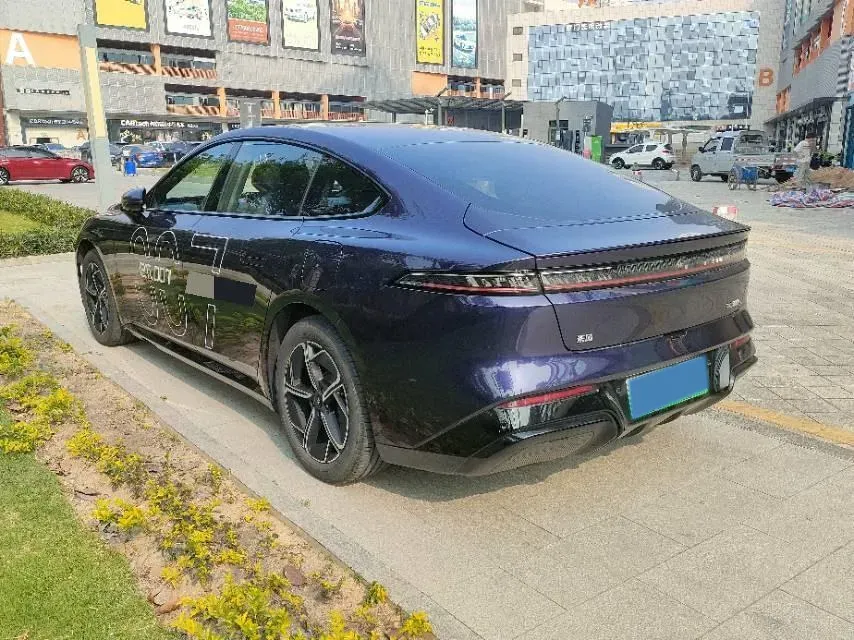 2024 DongFeng eπ eπ007 REEV 105HP REEV 28.4KWH,autocango,china used car exporter,china ev exporter,chinese used car exporter,chinese used ev exporter