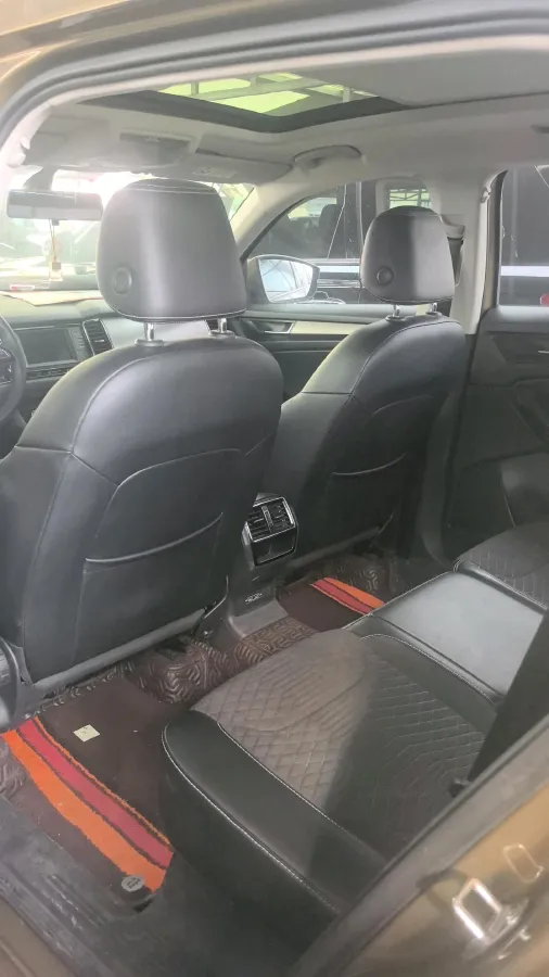 2017 Skoda Kodiak 1.8T 180HP L4 7DCT,autocango,china used car exporter,china ev exporter,chinese used car exporter,chinese used ev exporter