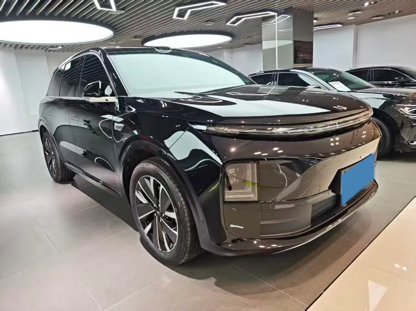 2025 Li L6 Range Extended 154HP L4 REEV,autocango,china used car exporter,china ev exporter,chinese used car exporter,chinese used ev exporter