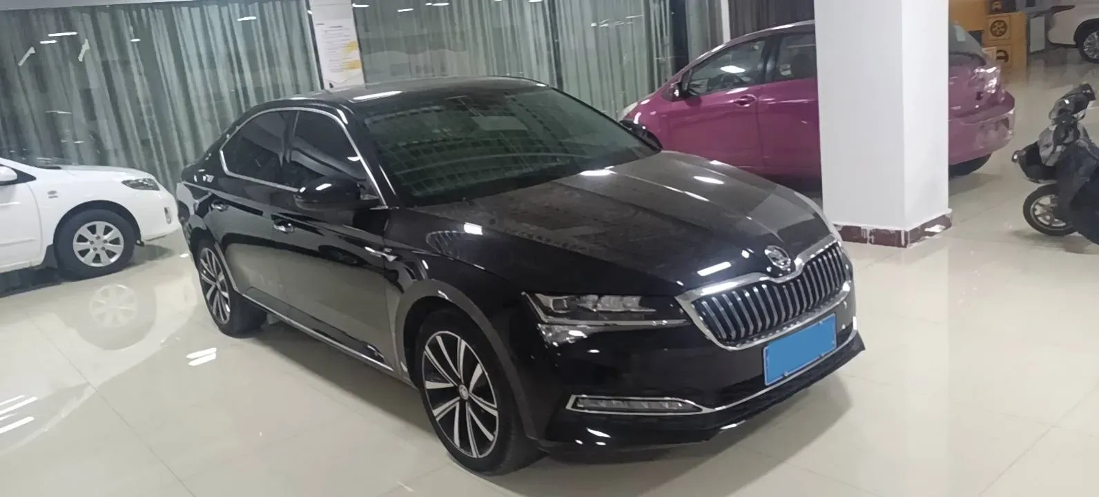 2023 Skoda Superb 1.4T 150HP L4 7DCT,autocango,china used car exporter,china ev exporter,chinese used car exporter,chinese used ev exporter