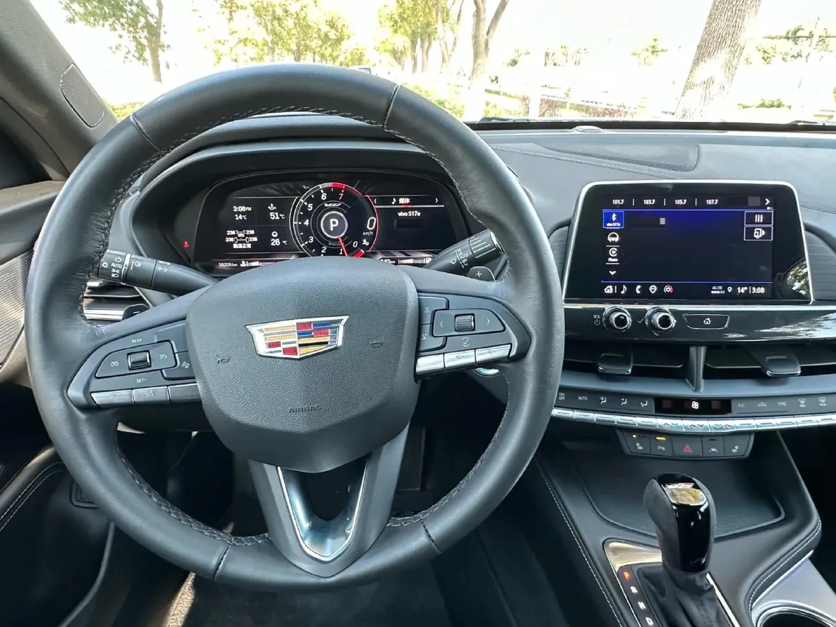 2023 Cadillac CT4 2.0T 237HP L4 8AT,autocango,china used car exporter,china ev exporter,chinese used car exporter,chinese used ev exporter