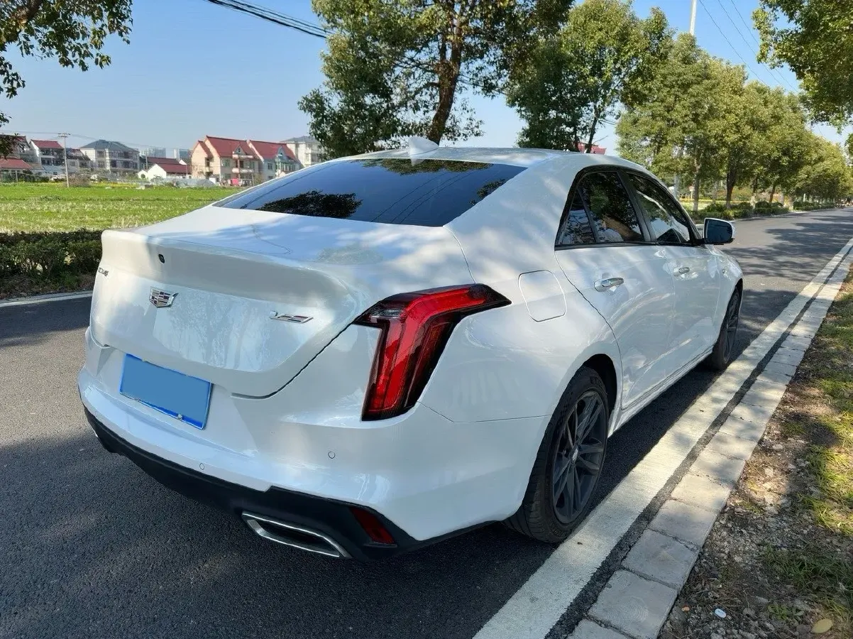 2023 Cadillac CT4 2.0T 237HP L4 8AT,autocango,china used car exporter,china ev exporter,chinese used car exporter,chinese used ev exporter