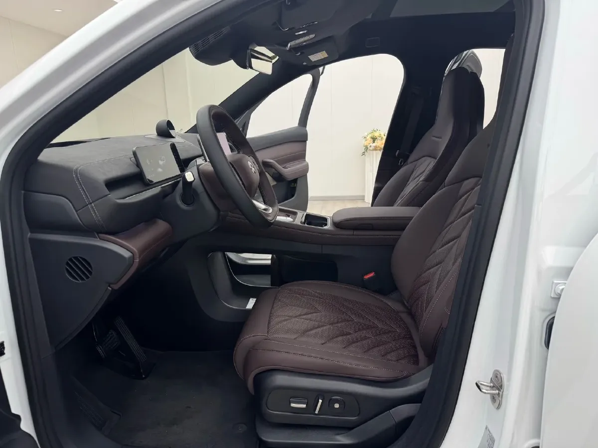 2025 NIO EC6 BEV,autocango,china used car exporter,china ev exporter,chinese used car exporter,chinese used ev exporter