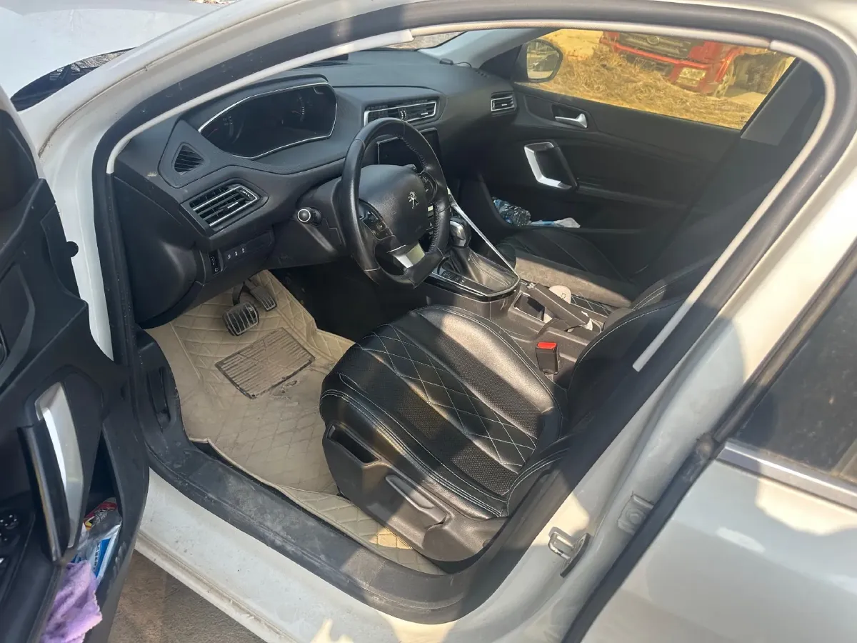 2018 Peugeot 308 1.6L 117HP L4 6AT,autocango,china used car exporter,china ev exporter,chinese used car exporter,chinese used ev exporter