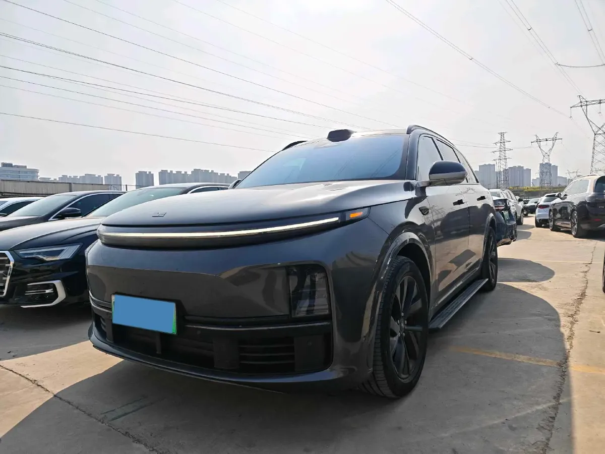 2023 Li L7 Range Extended 154HP REEV 40.9KWH,autocango,china used car exporter,china ev exporter,chinese used car exporter,chinese used ev exporter