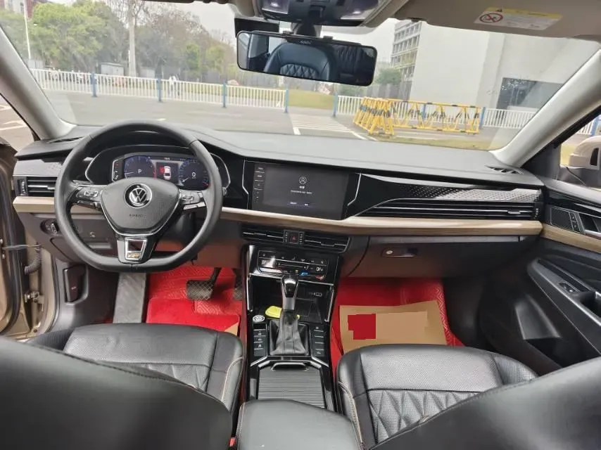 2020 Volkswagen Passat 2.0T 186HP L4 7DCT,autocango,china used car exporter,china ev exporter,chinese used car exporter,chinese used ev exporter