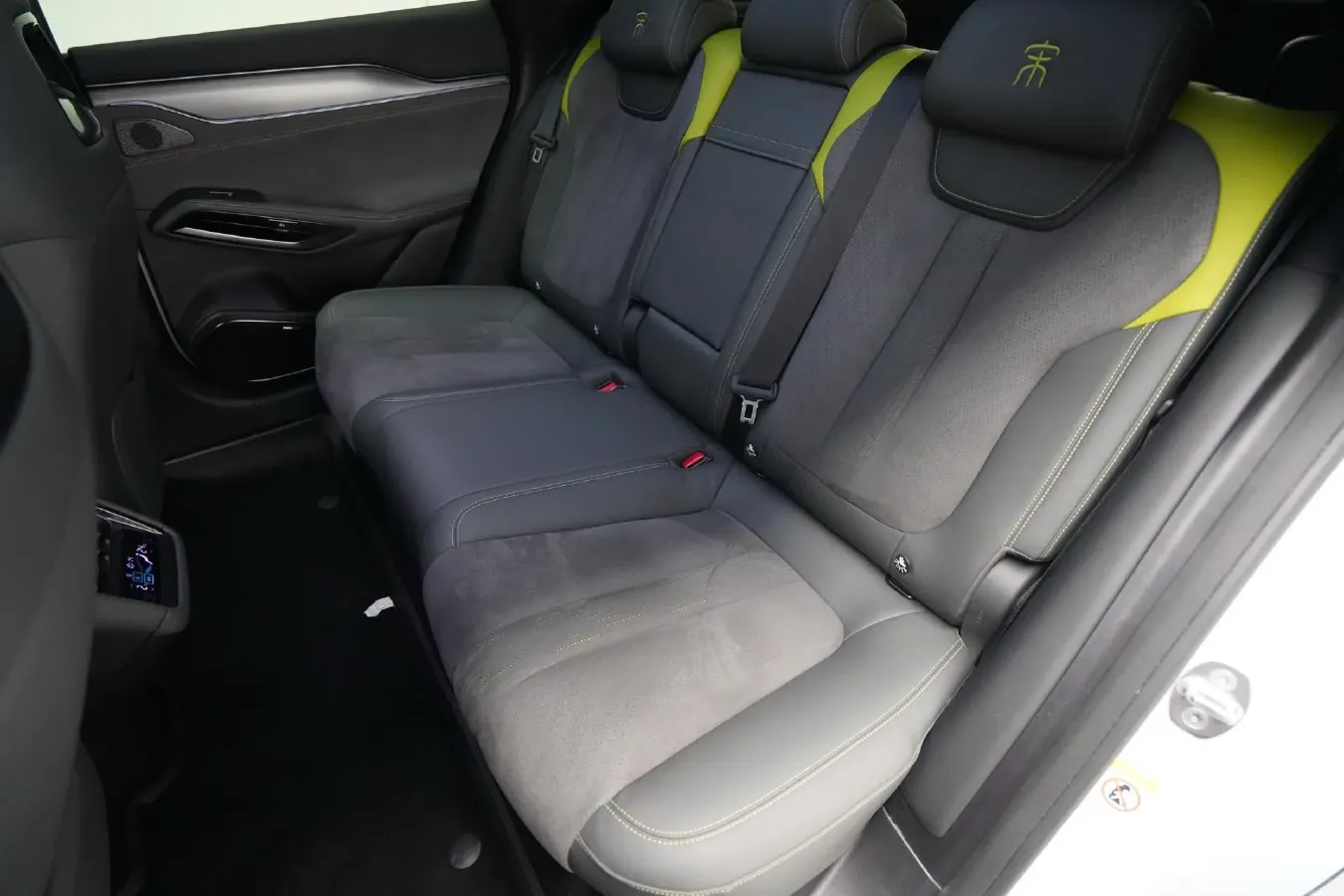 2024 BYD SongL EV BEV 87.04KWH,autocango,china used car exporter,china ev exporter,chinese used car exporter,chinese used ev exporter