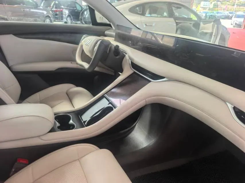 2023 IM LS6 BEV 71KWH,autocango,china used car exporter,china ev exporter,chinese used car exporter,chinese used ev exporter