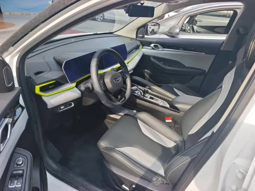 2022 Geely Coolray 1.5T 181HP L4 7DCT,autocango,china used car exporter,china ev exporter,chinese used car exporter,chinese used ev exporter