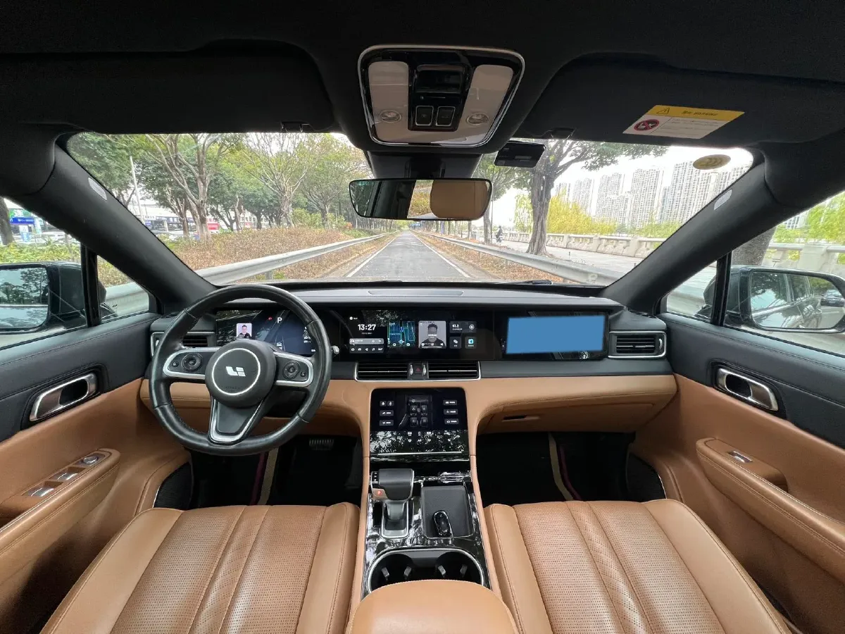 2020 Li ONE Range Extended 131HP REEV 40.5KWH,autocango,china used car exporter,china ev exporter,chinese used car exporter,chinese used ev exporter