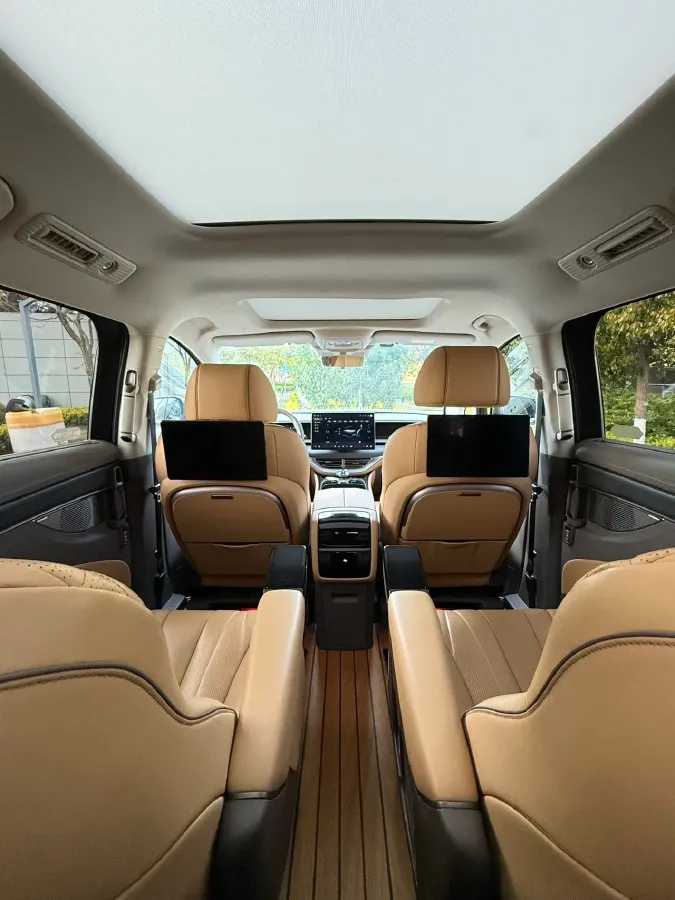 2022 Mercedes-Benz GLC Class 2.0T 197HP L4 9AT,autocango,china used car exporter,china ev exporter,chinese used car exporter,chinese used ev exporter