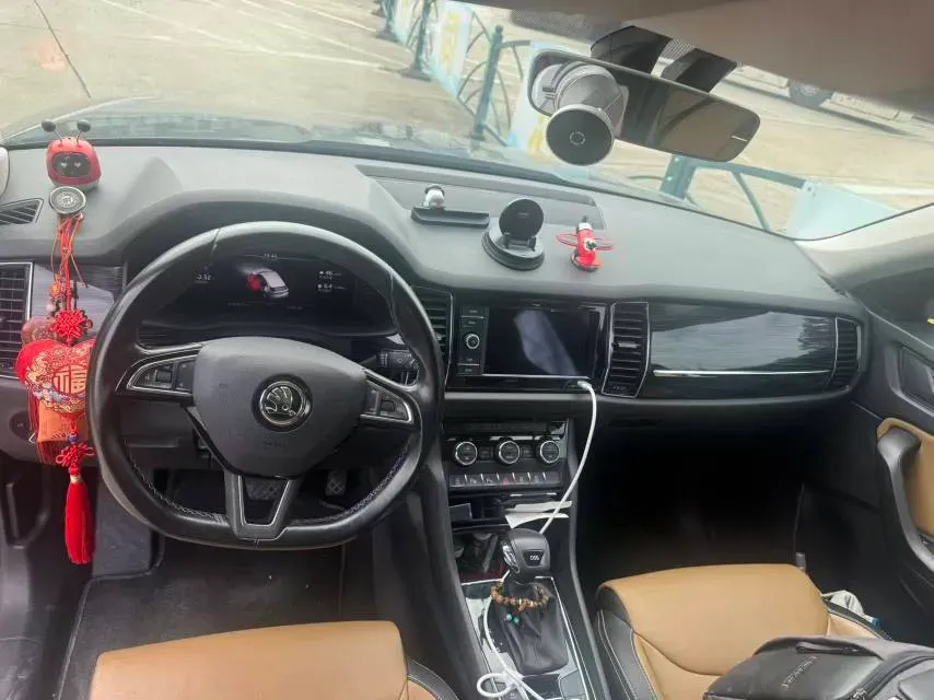 2019 Skoda Kodiak GT 2.0T 186HP L4 7DCT,autocango,china used car exporter,china ev exporter,chinese used car exporter,chinese used ev exporter