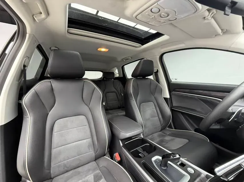 2023 Haval H6 1.5T 150HP L4 7DCT,autocango,china used car exporter,china ev exporter,chinese used car exporter,chinese used ev exporter