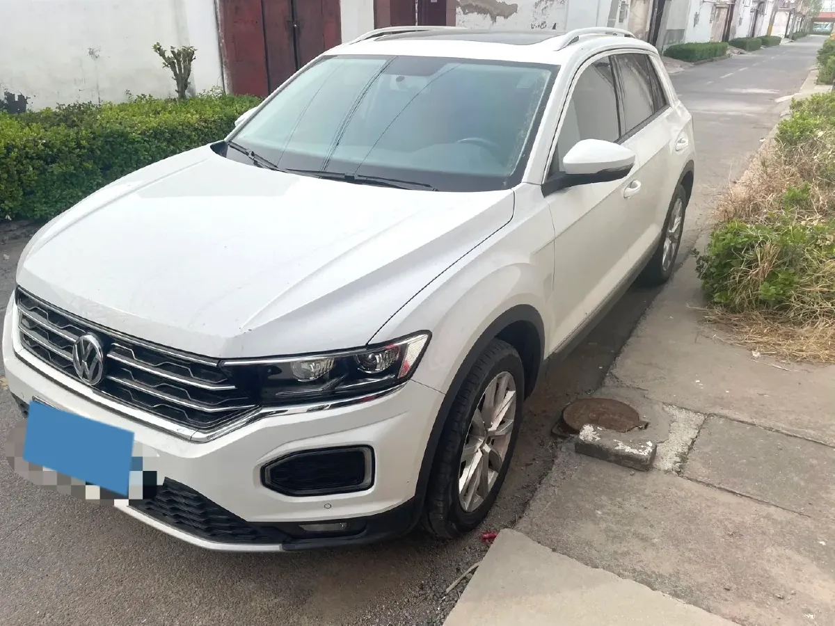 2020 Volkswagen T-Roc 1.4T 131HP L4 7DCT,autocango,china used car exporter,china ev exporter,chinese used car exporter,chinese used ev exporter