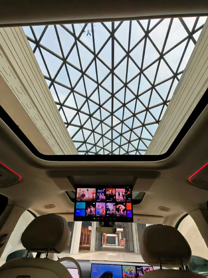 2025 Voyah Dream BEV 108.7KWH,autocango,china used car exporter,china ev exporter,chinese used car exporter,chinese used ev exporter