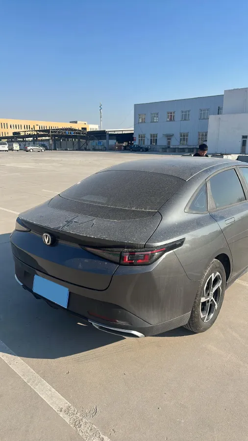 2024 ChangAn Eado 1.5T 170HP L4 7DCT,autocango,china used car exporter,china ev exporter,chinese used car exporter,chinese used ev exporter