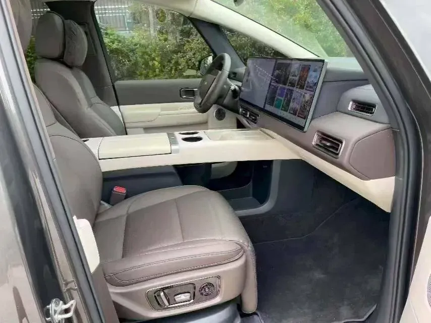 2024 Li MEGA BEV 102.7KWH,autocango,china used car exporter,china ev exporter,chinese used car exporter,chinese used ev exporter