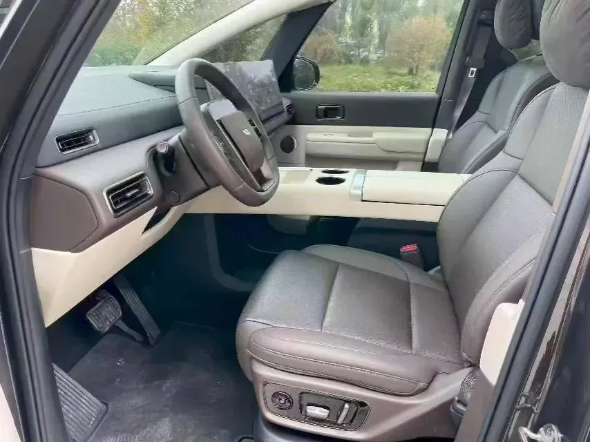 2024 Li MEGA BEV 102.7KWH,autocango,china used car exporter,china ev exporter,chinese used car exporter,chinese used ev exporter