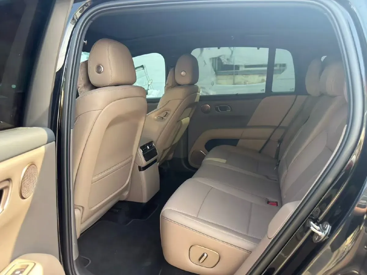 2025 Li i6 BEV,autocango,china used car exporter,china ev exporter,chinese used car exporter,chinese used ev exporter