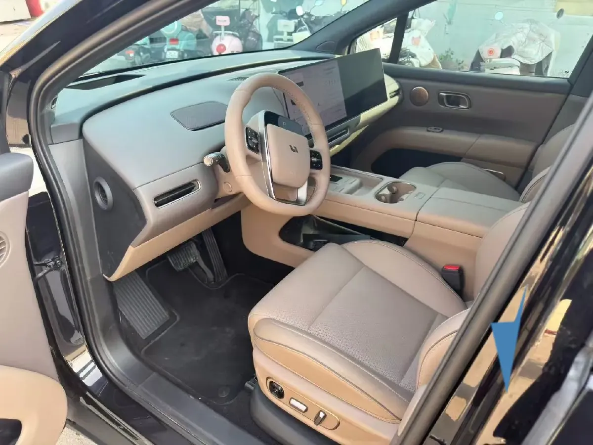 2025 Li i6 BEV,autocango,china used car exporter,china ev exporter,chinese used car exporter,chinese used ev exporter