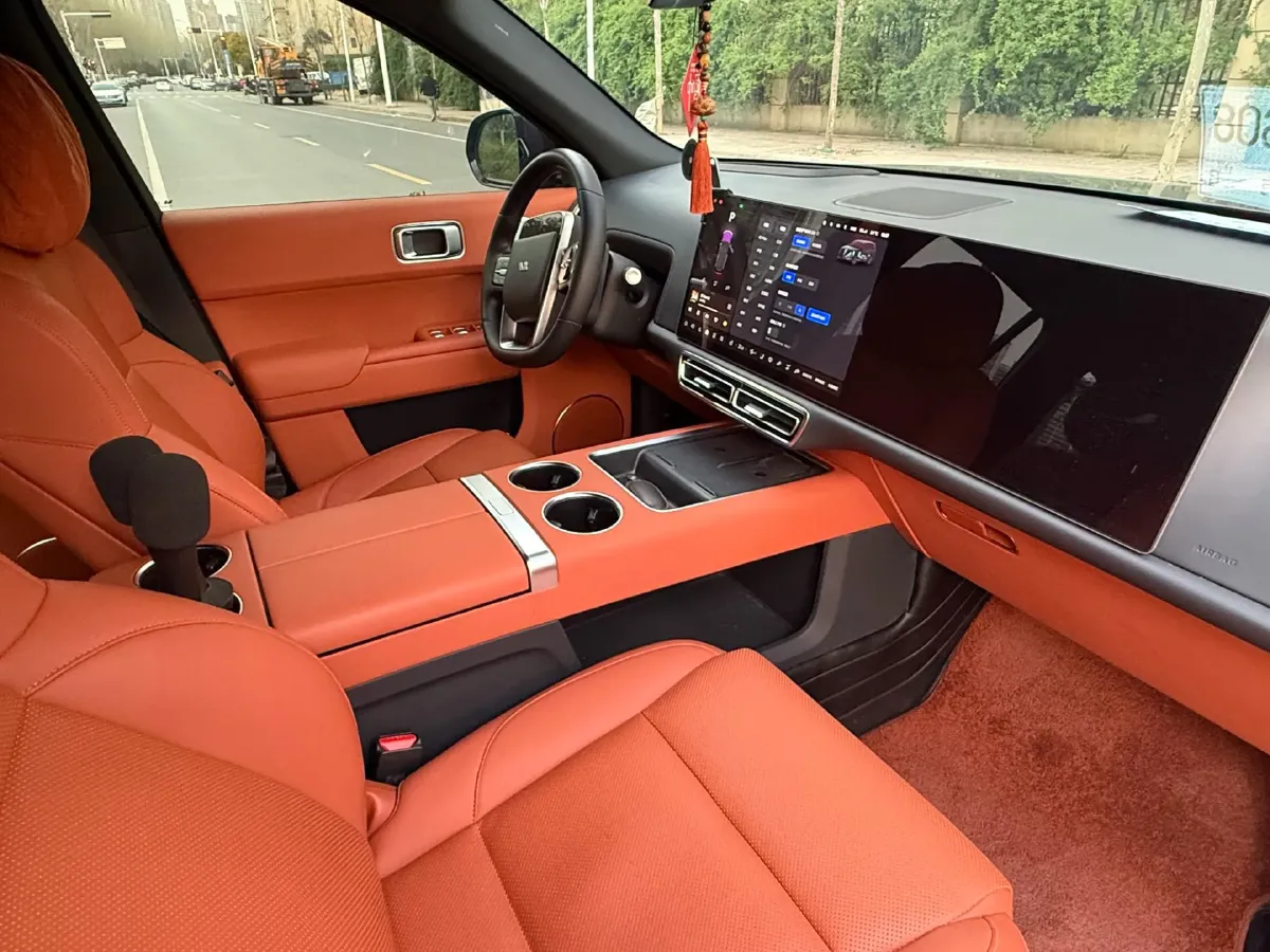 2022 Li L9 Range Extended 154HP REEV 42.6KWH,autocango,china used car exporter,china ev exporter,chinese used car exporter,chinese used ev exporter