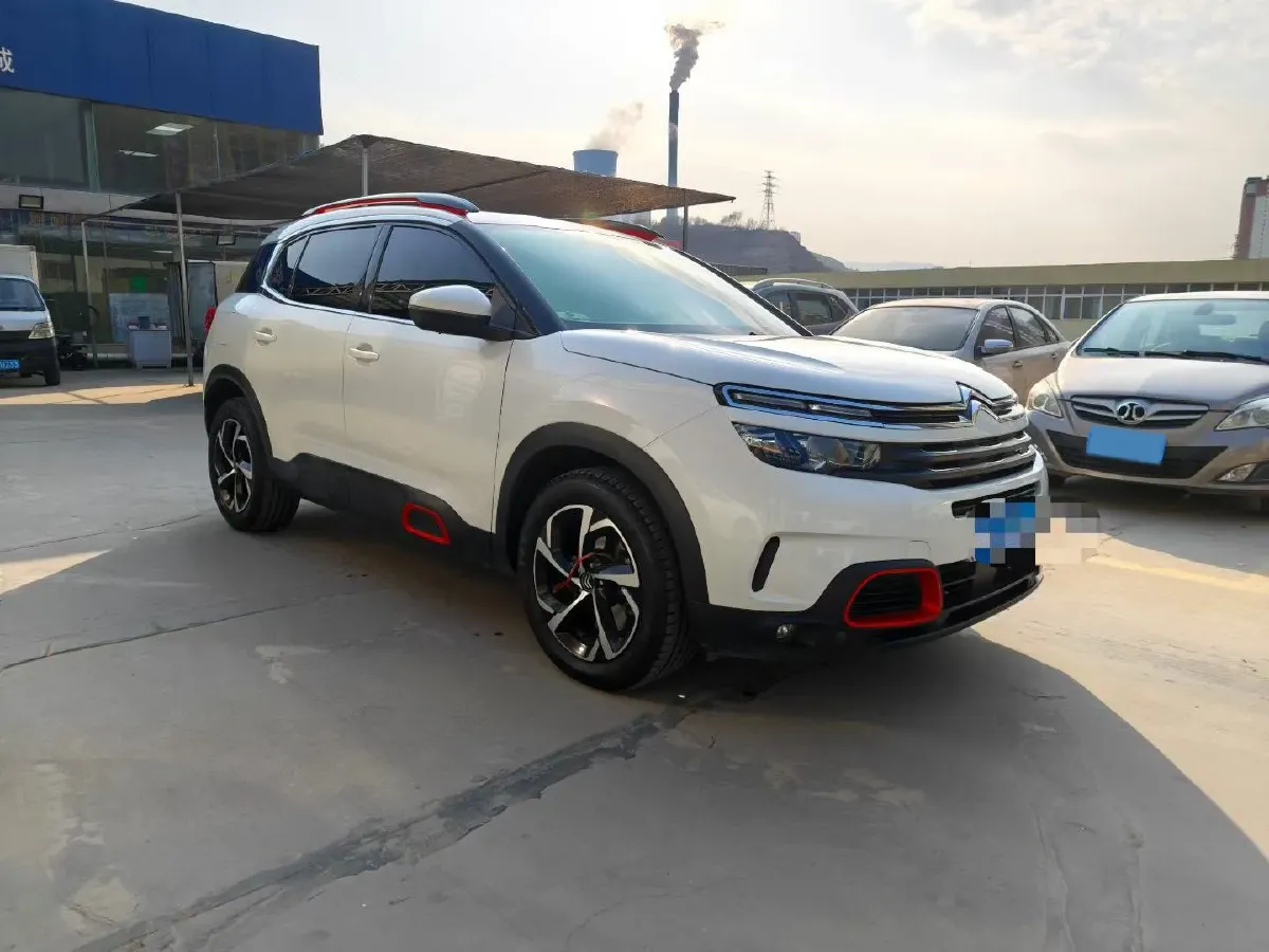 2017 Citroen C5 Aircross 1.8T 204HP L4 6AT,autocango,china used car exporter,china ev exporter,chinese used car exporter,chinese used ev exporter