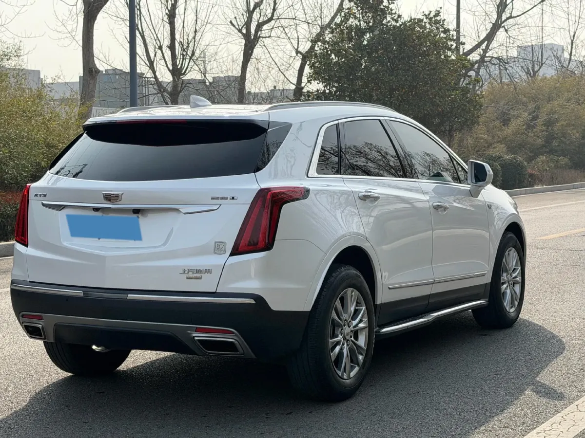 2021 Cadillac XT5 2.0T 237HP L4 9AT,autocango,china used car exporter,china ev exporter,chinese used car exporter,chinese used ev exporter