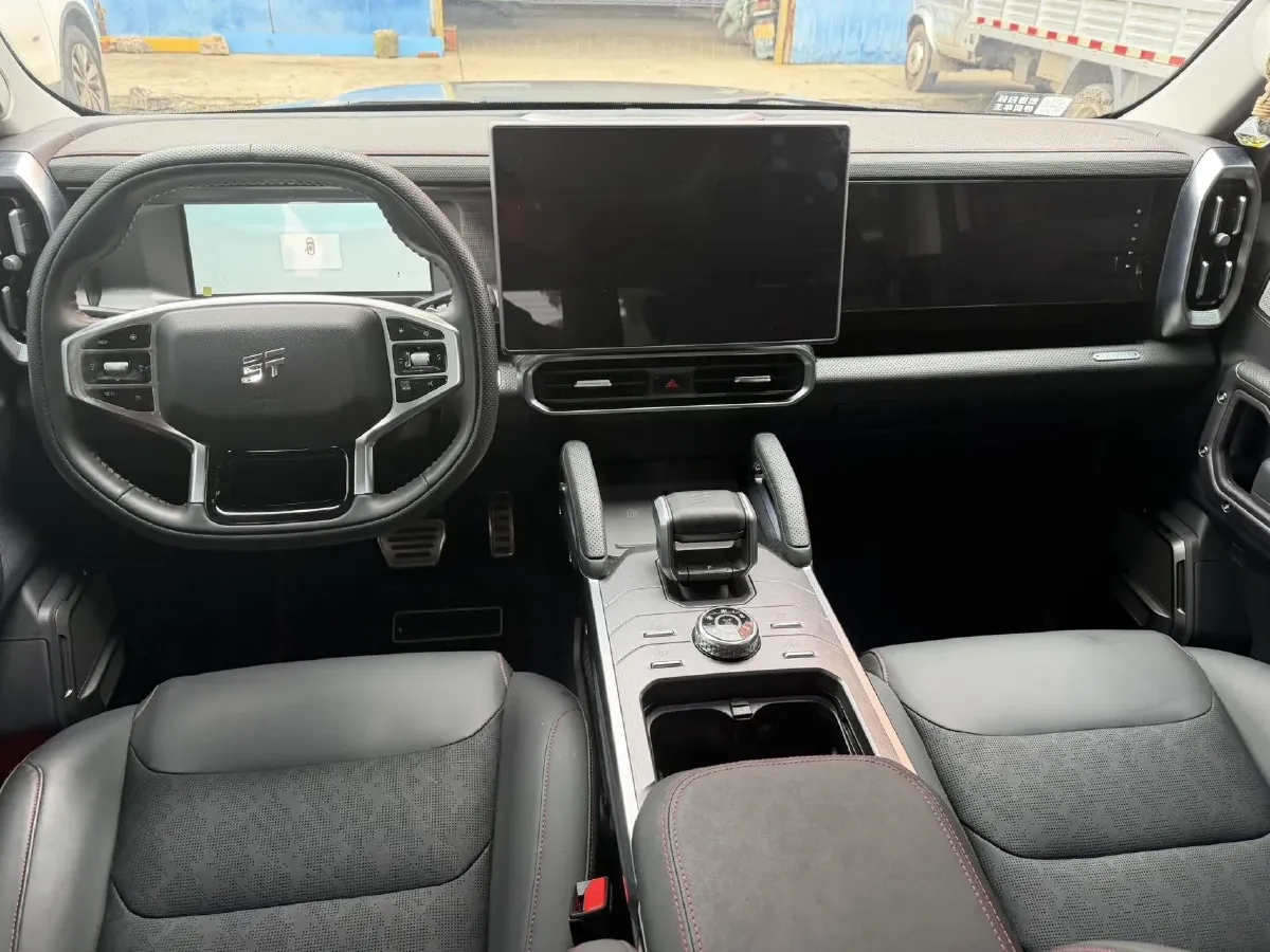 2023 Jetour Traveller 2.0T 254HP L4 7DCT,autocango,china used car exporter,china ev exporter,chinese used car exporter,chinese used ev exporter