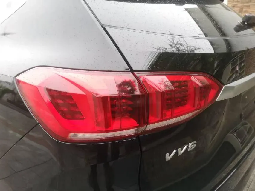 2021 WEY VV6 2.0T 227HP L4 7DCT,autocango,china used car exporter,china ev exporter,chinese used car exporter,chinese used ev exporter