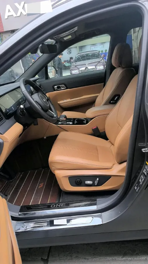 2021 Li ONE Range Extended 131HP REEV 40.5KWH,autocango,china used car exporter,china ev exporter,chinese used car exporter,chinese used ev exporter