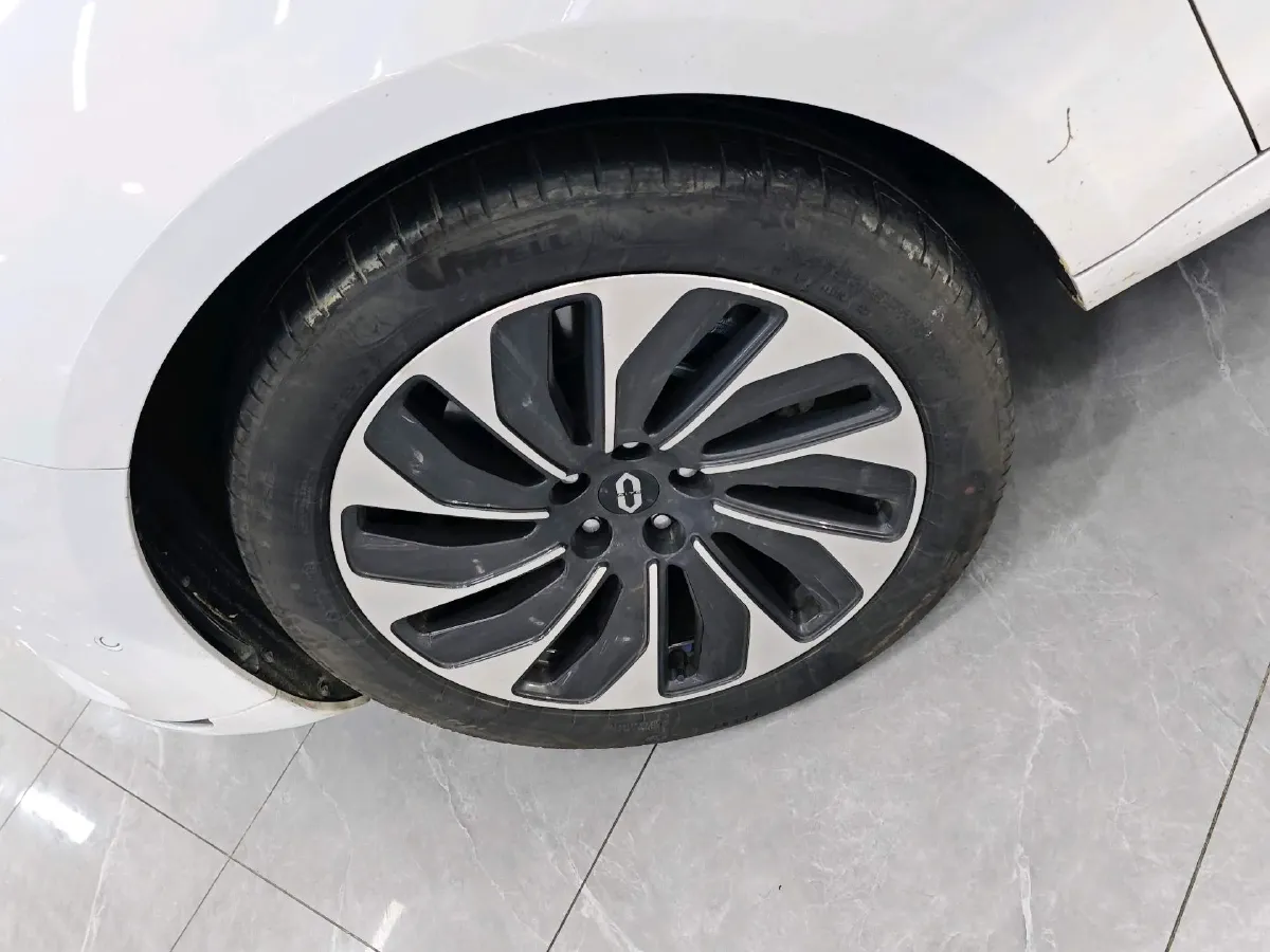 2023 HIMA AITO M5 1.5T 152HP L4 REEV 40KWH,autocango,china used car exporter,china ev exporter,chinese used car exporter,chinese used ev exporter