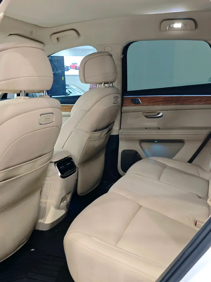 2023 HIMA AITO M5 1.5T 152HP L4 REEV 40KWH,autocango,china used car exporter,china ev exporter,chinese used car exporter,chinese used ev exporter