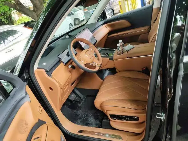 2026 Voyah 9L 1.5T 150HP L4 PHEV,autocango,china used car exporter,china ev exporter,chinese used car exporter,chinese used ev exporter