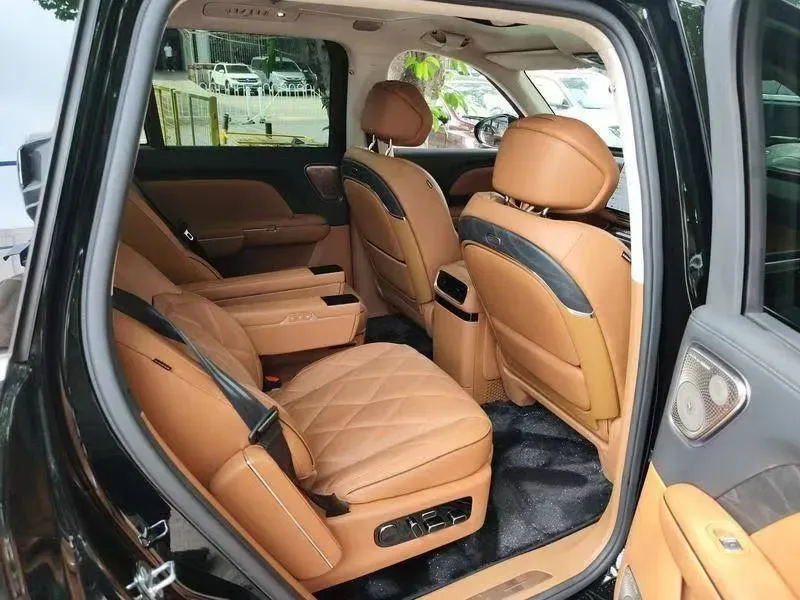 2026 Voyah 9L 1.5T 150HP L4 PHEV,autocango,china used car exporter,china ev exporter,chinese used car exporter,chinese used ev exporter